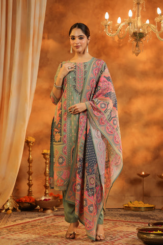 Ethnic Motifs Printed Sequinned Straight Kurta With Trousers & Dupatta