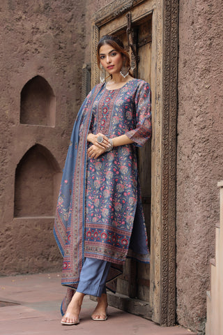 Floral Printed Beads And Stones Straight Kurta With Trousers & Dupatta