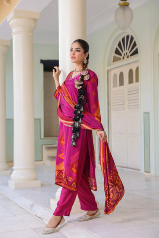 Women Ethnic Motifs Printed Sequinned Regular Kurta Set With Dupatta