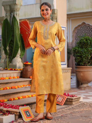Women Ethnic Motifs Regular Pure Cotton Kurta with Trousers & With Dupatta