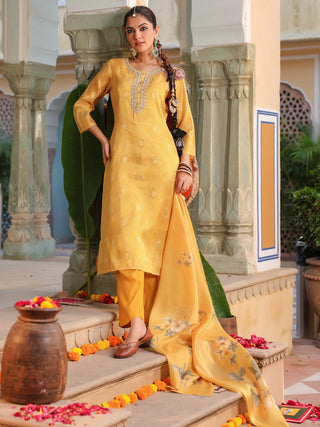 Women Ethnic Motifs Regular Pure Cotton Kurta with Trousers & With Dupatta