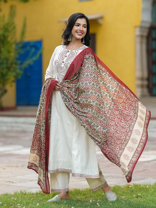 Sequinned cotton kurta with dupatta