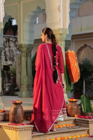 Stylish embroidered cotton kurta set for women