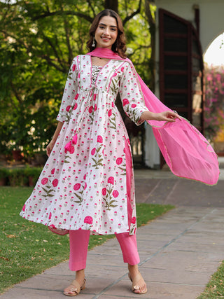Stylish floral printed kurta set