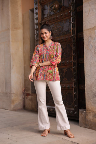 Stylish printed cotton top featuring a mandarin collar
