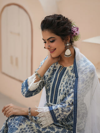 Thread Detail Kurta