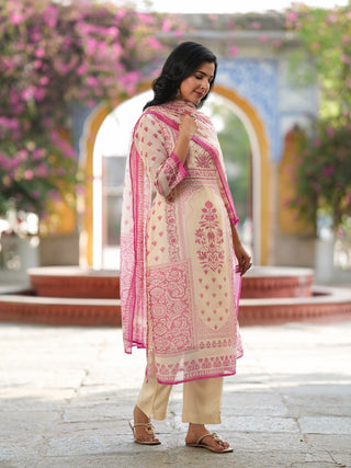 Traditional pink kurta trouser set