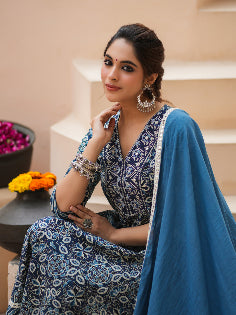 Women blue kurta trouser set