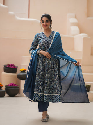 Women cotton blue kurta set