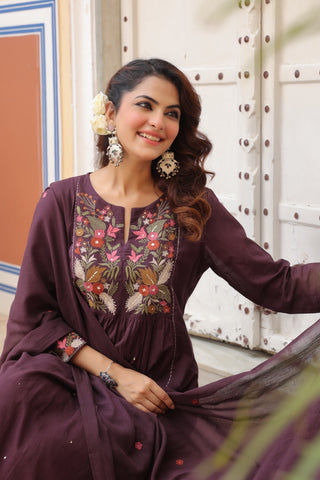 Women festive kurta trouser set
