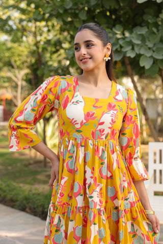 Women festive printed square neck dress