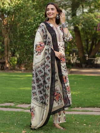 Women printed kurta with dupatta