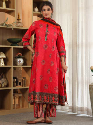 Women red cotton ethnic outfit