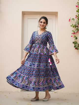 Women’s Floral Flared Sleeve Kurta