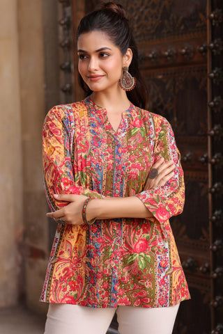 Women's cotton top with mandarin collar and printed design