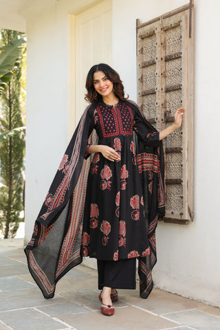 Women's ethnic wear cotton kurta with embroidery, trousers and dupatta