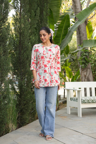 Women’s floral print cotton top with round neckline