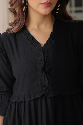Women solid black midi dress