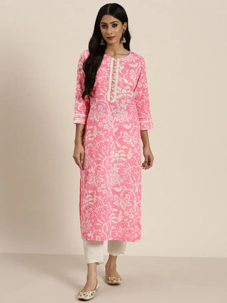 Women Pink Floral Printed Gotta Patti Straight Cotton Kurta