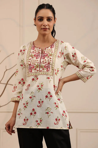 Women Cream and Coral Floral Printed Cotton Kurti