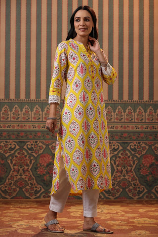 Women Yellow Ethnic Motifs Printed Cotton Straight Kurta