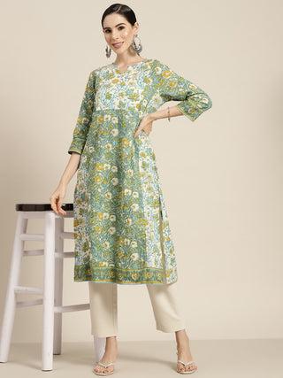 Women Green & White Floral Printed Cotton Straight Kurta