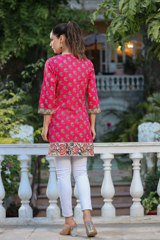 Fuchsia Color Straight Kurti in Pure Cotton for Women