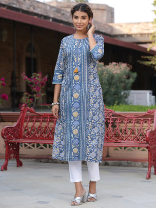 Women Blue Ethnic Motifs Printed Straight Kurta