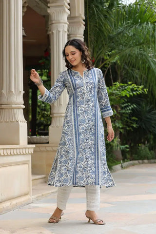 Women Blue Floral Printed A-line Kurta