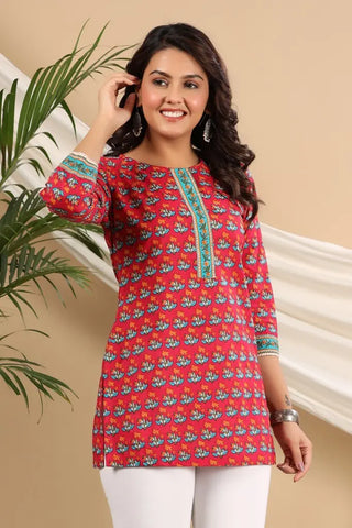 Women Fuchsia Ethnic Motifs Printed Pure Cotton Kurti