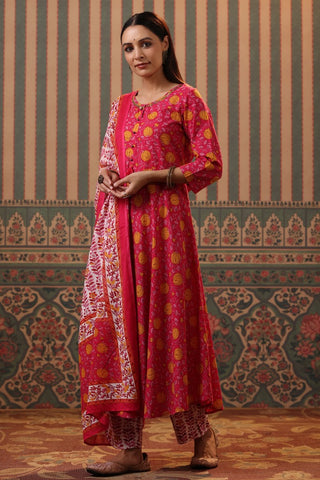 Women Fuchsia Floral Printed Sequinned Cotton Anarkali Kurta With Trousers & Dupatta