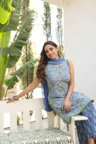 ethnic motif printed kurta set