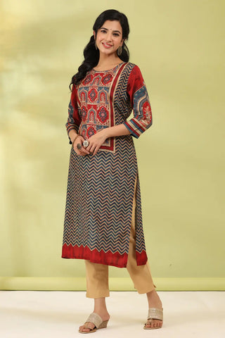 Women Maroon Digital Printed Mirror Work Straight Kurta