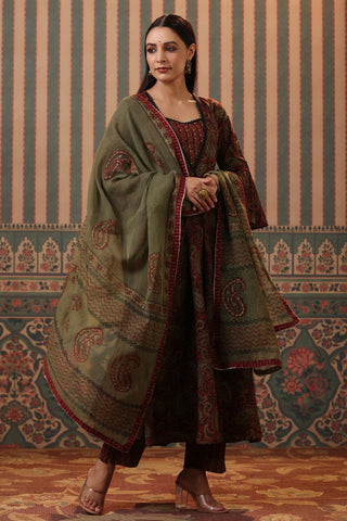 Women Maroon Paisley Printed Pure Cotton Anarkali Kurta With Trousers & Dupatta