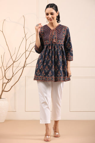 Women Blue and Rust Floral Printed Pure Cotton A-Line Kurti