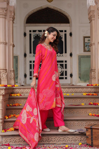 women pink cotton kurta trousers set